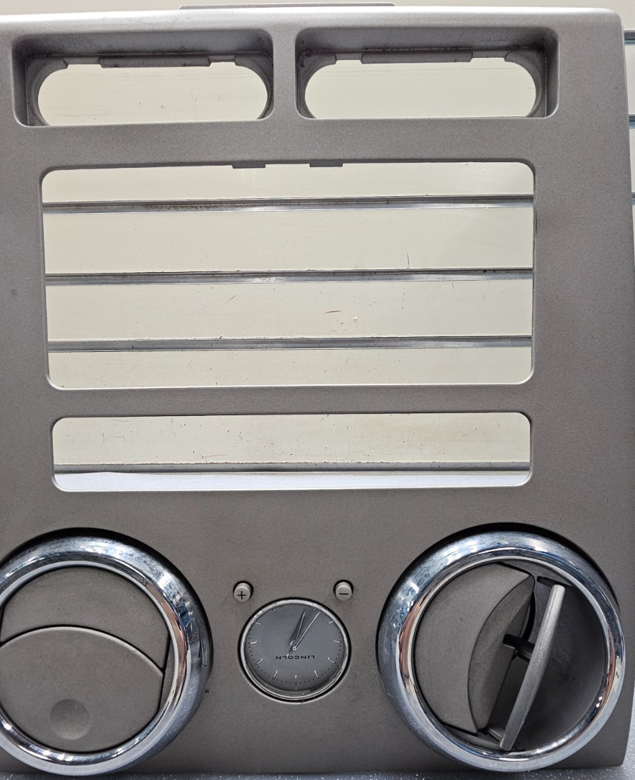 🔥07-09 Lincoln MKZ AM FM Radio Stereo Display Clock Bezel Trim Panel OEM Silver