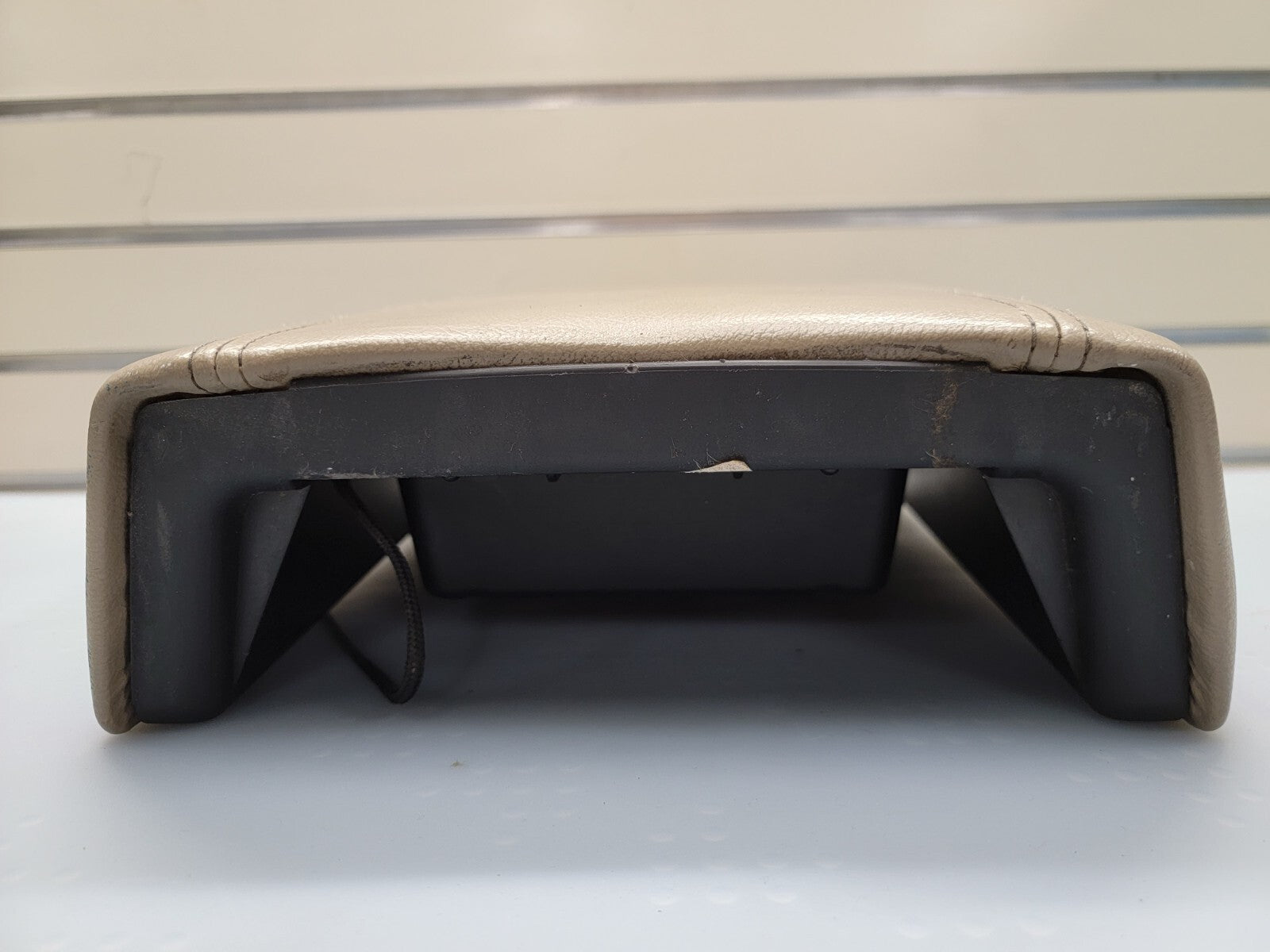 2007-2014 Ford Expedition Center Console Cover Armrest Lid TAN OEM