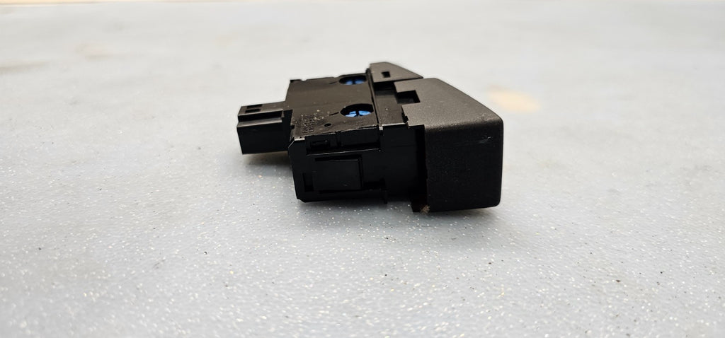 🔥05-07 Accord Odyssey Hazard Warning Flasher Light Switch Button Assembly Black