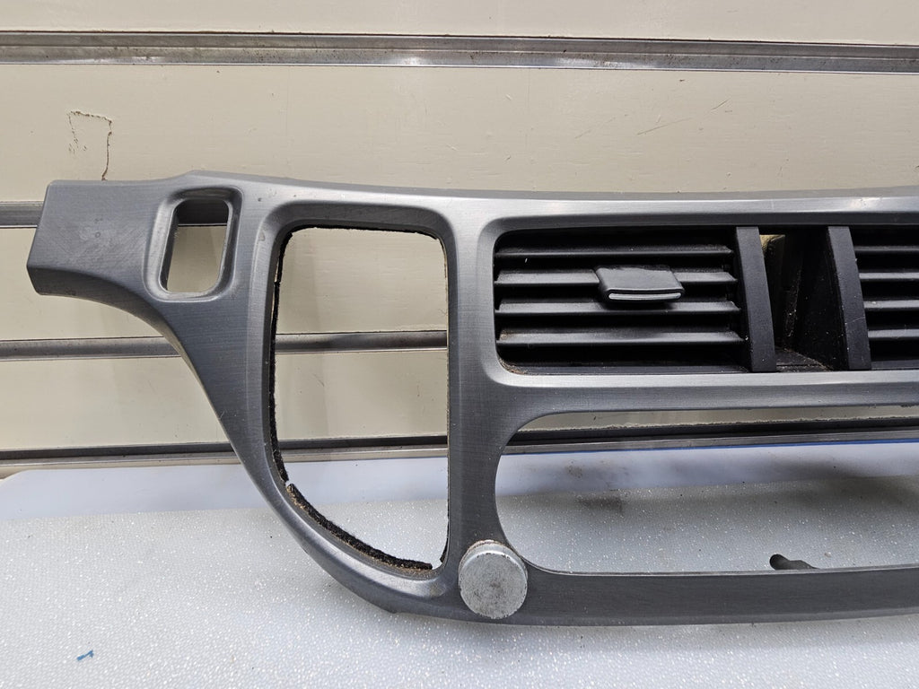 05-10 Honda Odyssey Center Dash Radio Climate Control Bezel Trim Panel Dark Gray