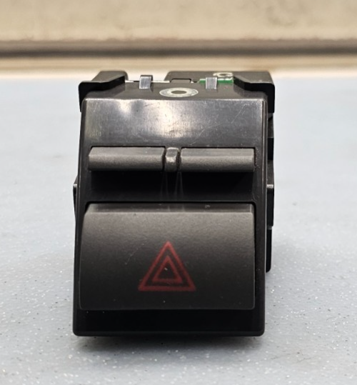 🔥07-11 Camry Center Dash Emergency Hazard Light Warning Switch Assembly Black