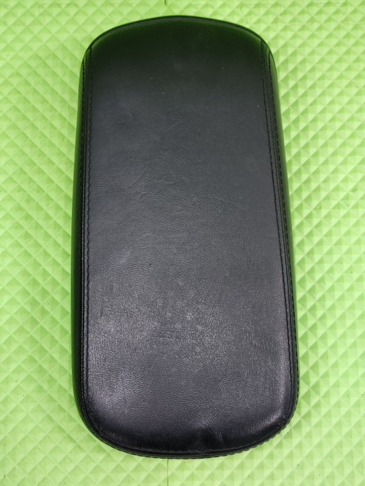 🔥2011-2014 CHRYSLER 200 DODGE AVENGER CENTER CONSOLE LID ARM REST BLACK