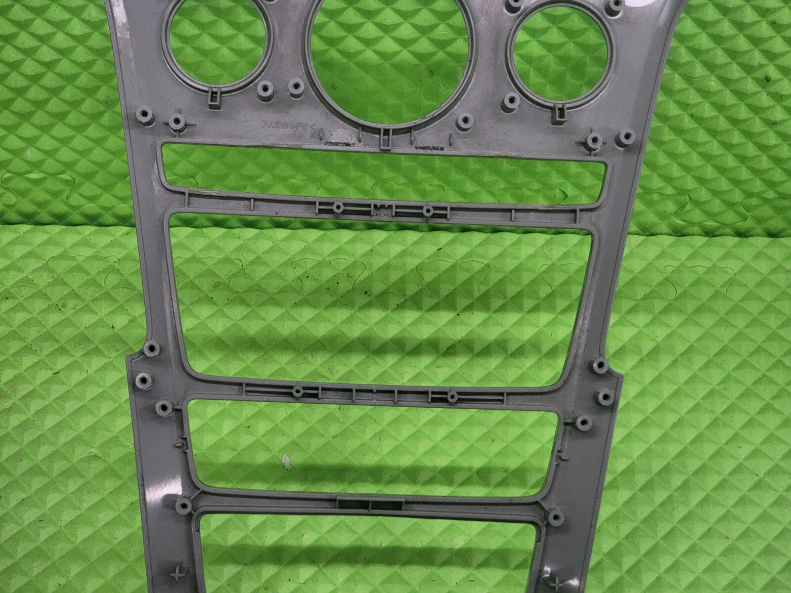 🔥2008-2013 Cadillac CTS Radio Control Panel trim bezel gray B44