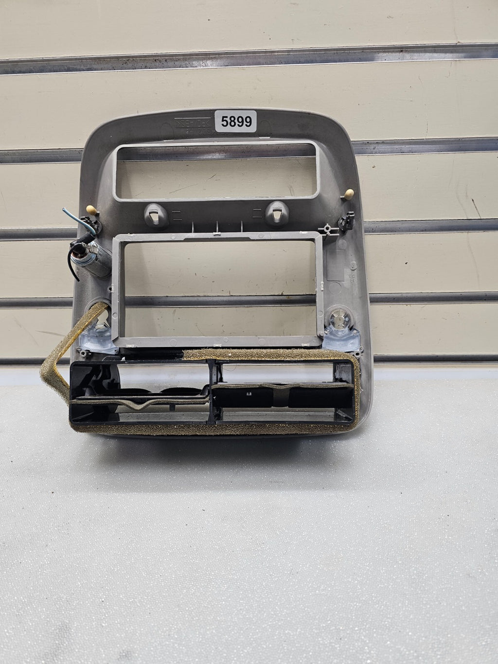 🔥1995-2010 Ford Ranger EXPLORER Radio Front Center Dash Trim Bezel SILVER B2