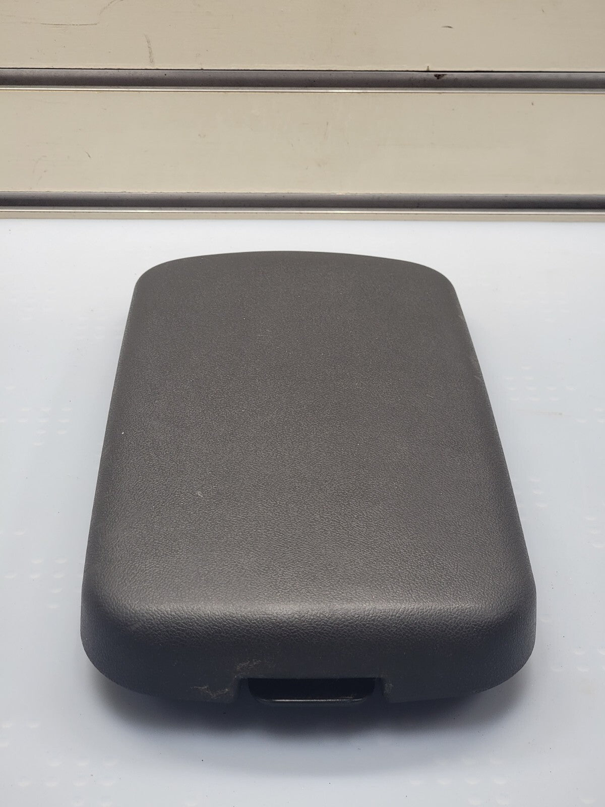 🔥2005-2010 Pontiac G6 Center Console Lid Arm Rest Pad OEM Black