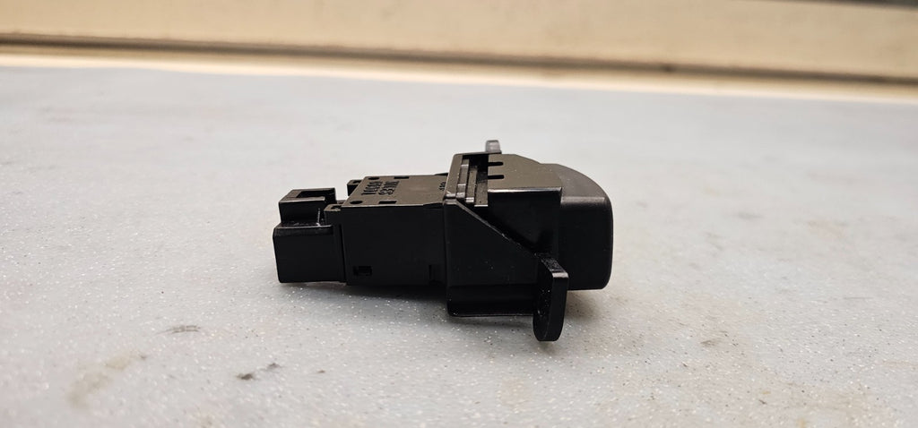 🔥00-04 SUBARU OUTBACK SEDAN 4-DR EMERGENCY HAZARD CONTROL SWITCH BUTTON BLACK