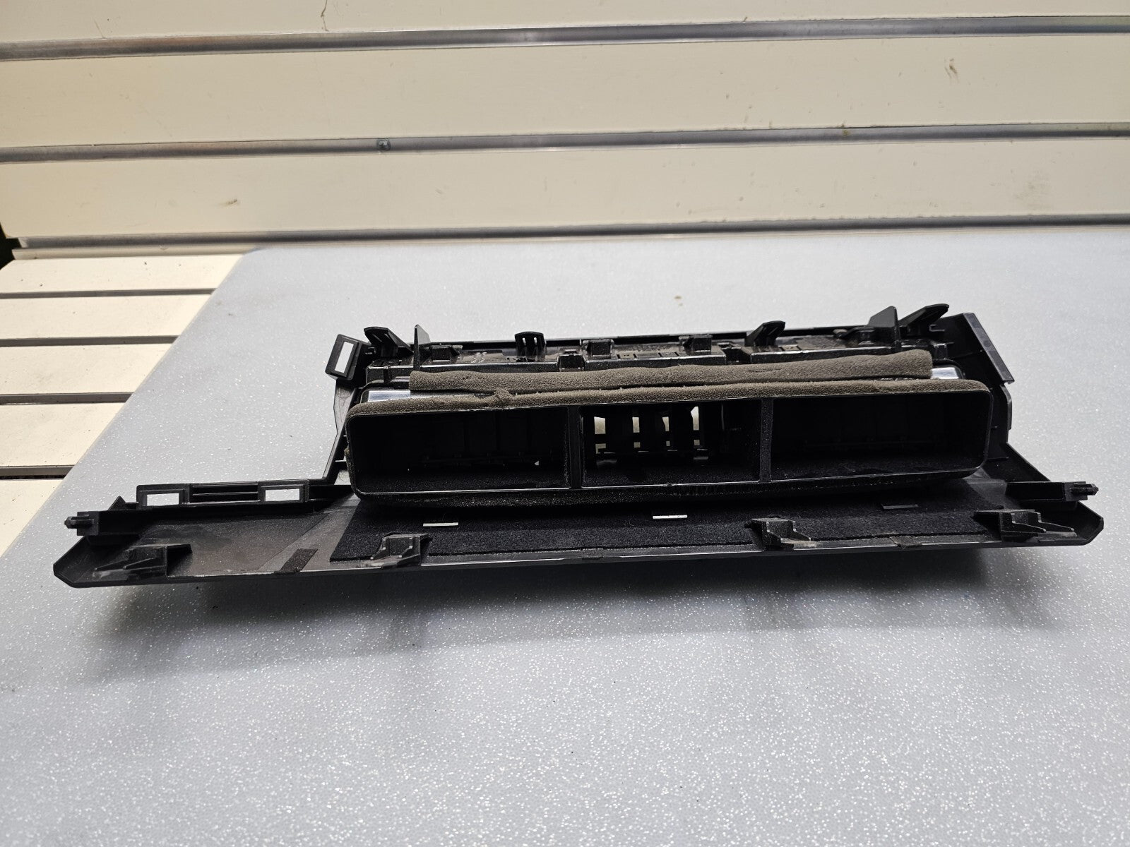 🔥12-14 Toyota Prius V Center Dash Vent Heater Air Conditioner Vents OEM