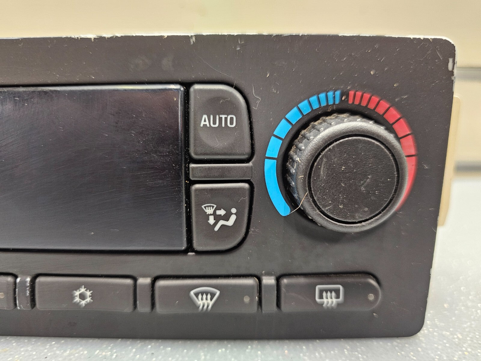 03-06 Silverado Sierra Dash Climate Heater Temperature Control Air Conditioning