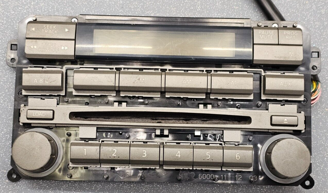 🔥04-07 NISSAN TITAN ARMADA FRONT DASH RADIO DASH PANEL TRIM CLIMATE CONTROL