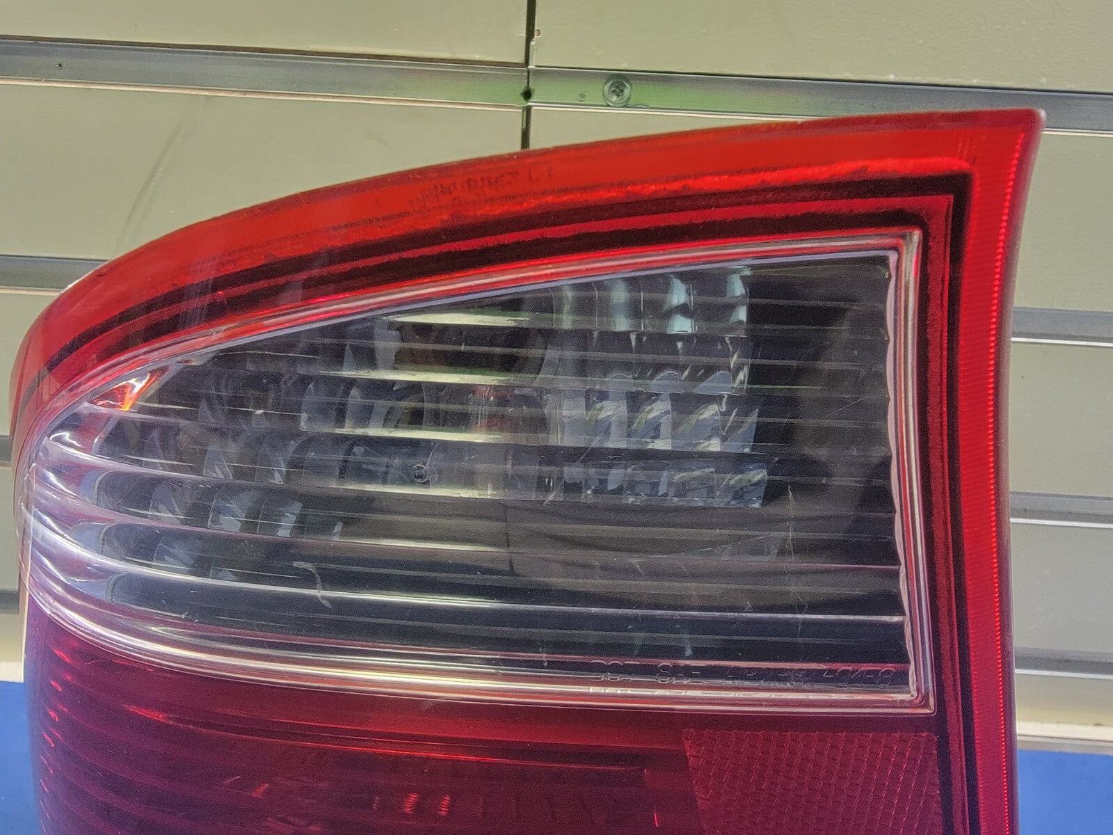 🔥2005-2007 Ford Focus Tail Light Lamp Left Driver Side Assembly Chrome