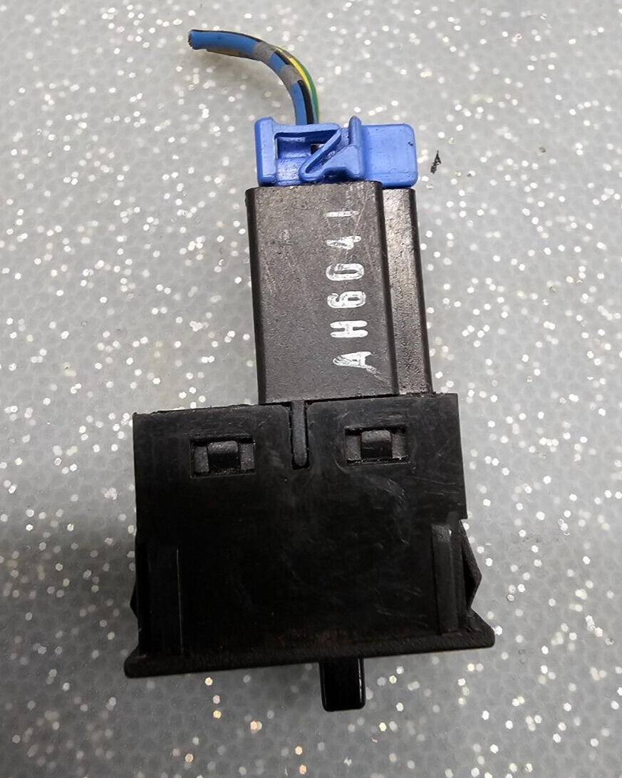 🔥2004 - 2008 Acura TL Glove Box Trunk Lock ON OFF Switch Button OEM