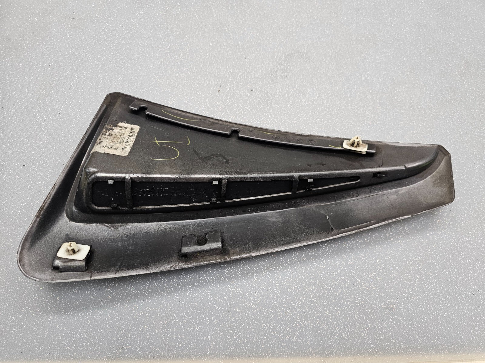 🔥99-04 FORD MUSTANG COUPE REAR LEFT QUARTER VENT LOUVER INSERT MOLDING TRIM