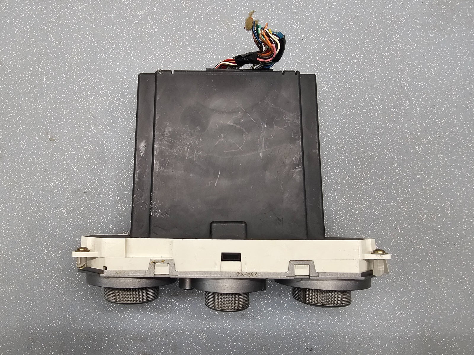 04-05 Mitsubishi Endeavor Dash AC Heater Climate Temperature Control Conditioner
