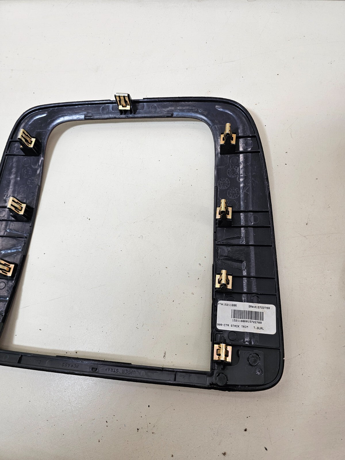 07-13 CHEVY SUBURBAN TAHOE YUKON CENTER DASH RADIO BEZEL TRIM WOODGRAIN ASSEMBLY