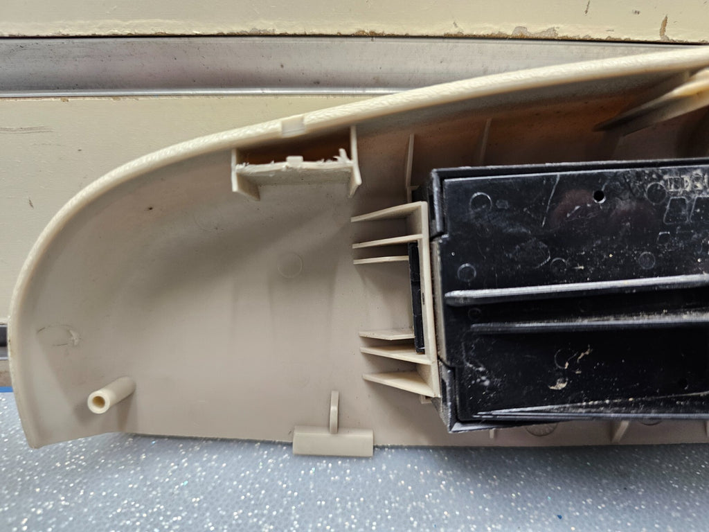 🔥99-02 Silverado SIERRA Front RIGHT Passenger Power Window Switch Lock Tan WS3