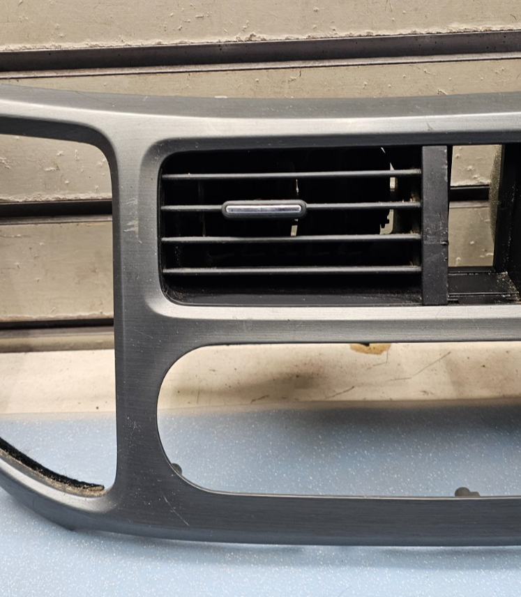 🔥05-10 Honda Odyssey Center Dash Radio Climate Control Bezel Trim Panel Silver
