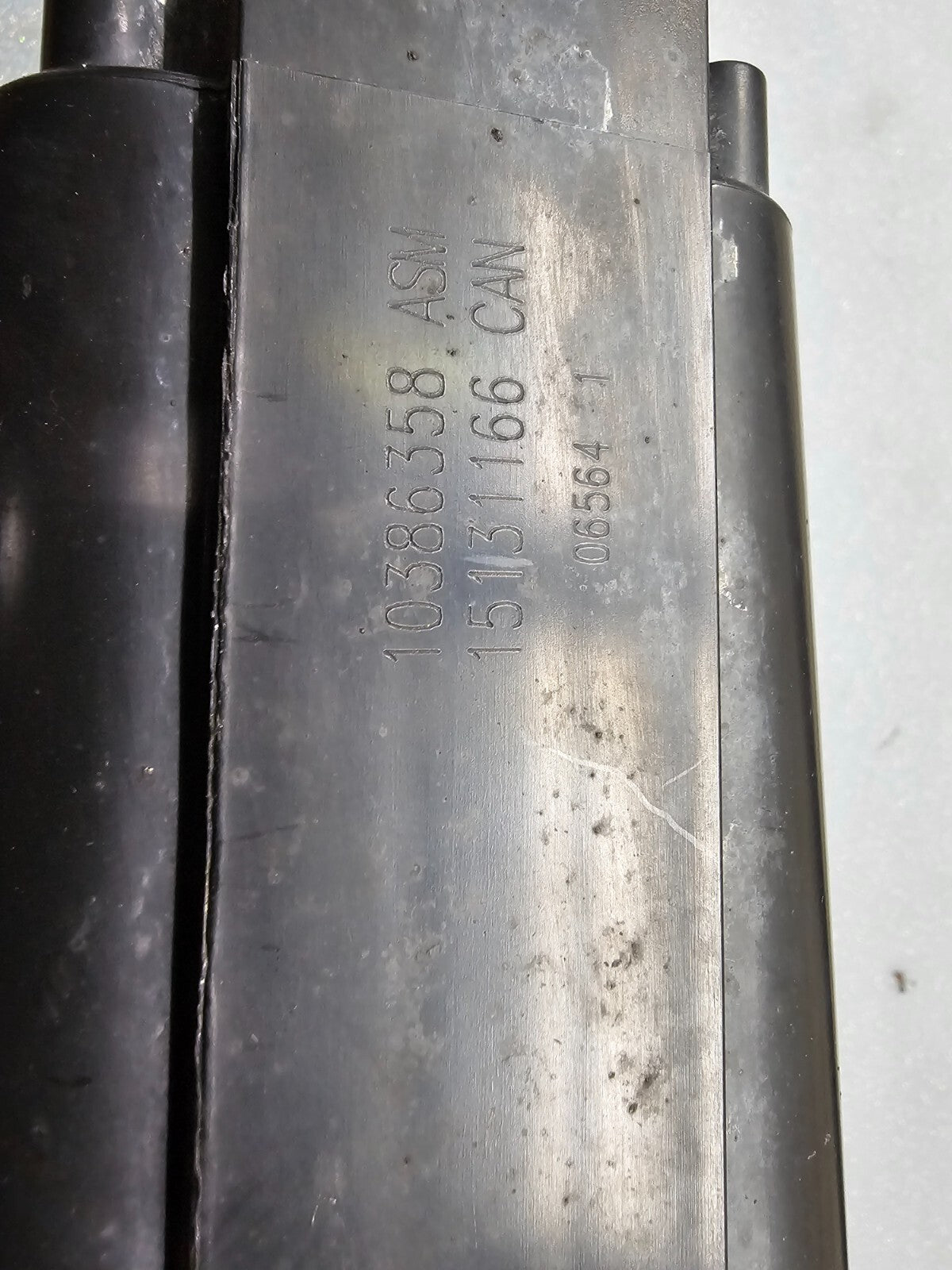 🔥04-12 GMC CANYON COLORADO FUEL VAPOR CHARCOAL EVAP EMMISION CANISTER ASSEMBLY