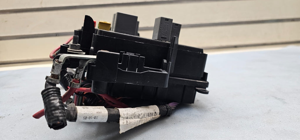 🔥06-07 Chevy Silverado Sierra Power Module Engine Unit Fuse Relay Box Junction