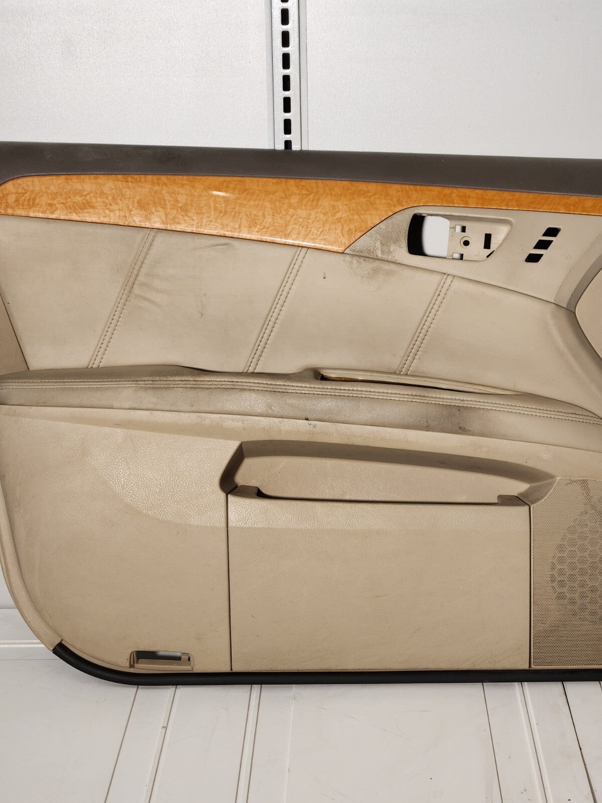 🔥2005-2008 Toyota Avalon LMTD Front Door Trim Panel Tan