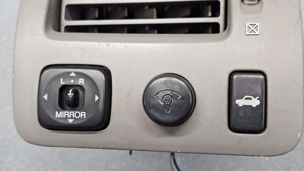 🔥00-04 AVALON DASH FRONT LEFT DRIVER AC AIR VENT HEATER CONDITIONING LT TAN OEM