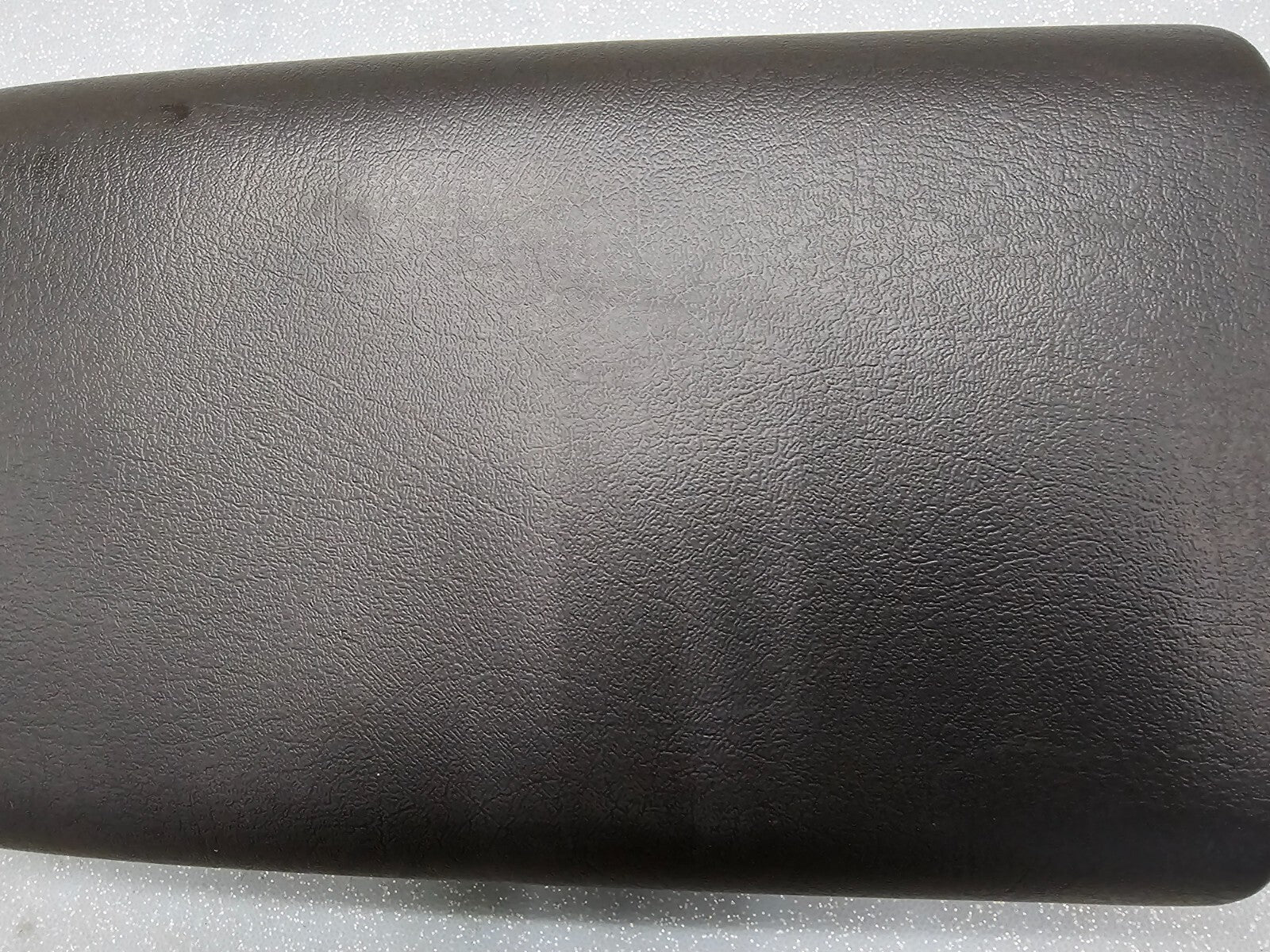 🔥02-09 Trailblazer ENVOY Center Console Armrest Lid Top Pad Cover LEATHER BLACK