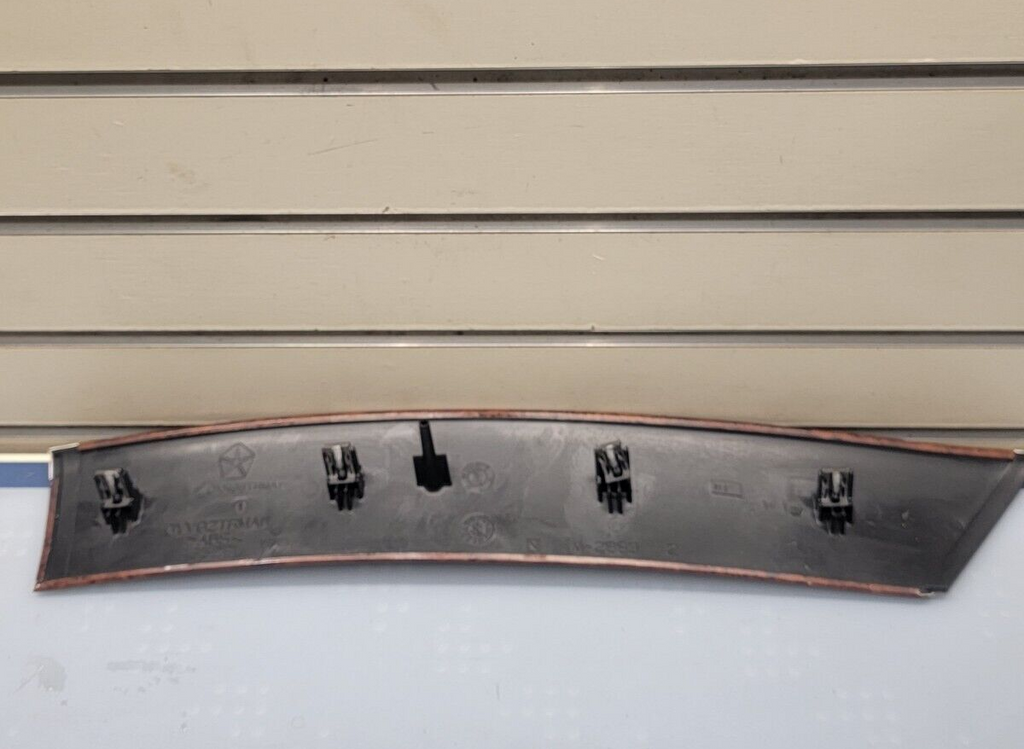 2004-2008 Chrysler Pacifica Right Passenger Side Dash Trim Woodgrain OEM