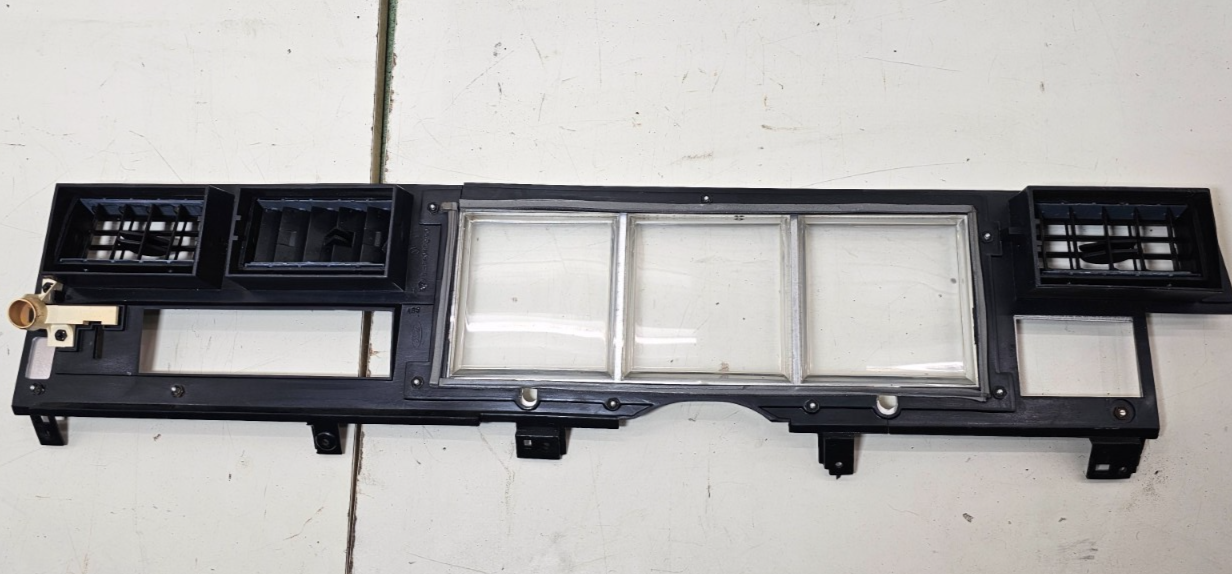 🔥81-89 LINCOLN TOWN CAR DASH INSTRUMENT SPEEDOMETER CLUSTER BEZEL PANEL WOOD