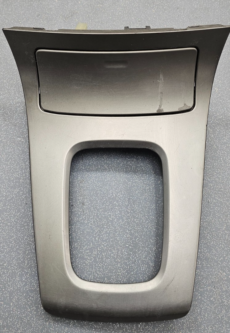 🔥05-07 IMPREZA FORESTER GEAR SHIFTER TRIM BEZEL CENTER CONSOLE ASSEMBLY SILVER