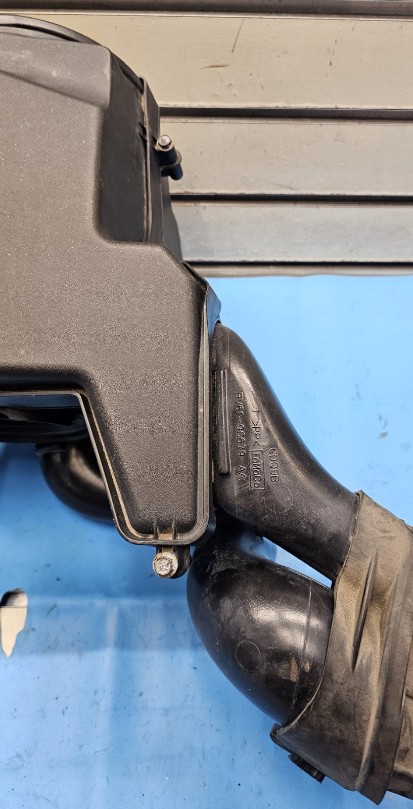 🔥2012-2018 Ford Focus Air Cleaner Box Assembly 2.0L