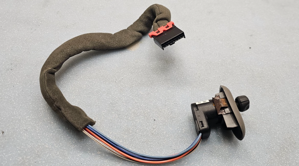 🔥02-09 TRAILBLAZER ENVOY BRAVADA LEFT DRIVER POWER MIRROR DOOR CONTROL SWITCH