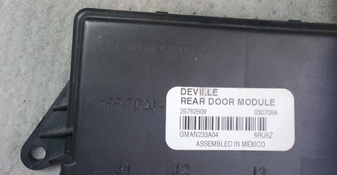 03-05 Cadillac SRX CTS Deville Rear Door Multifunction Control Relay Unit Module