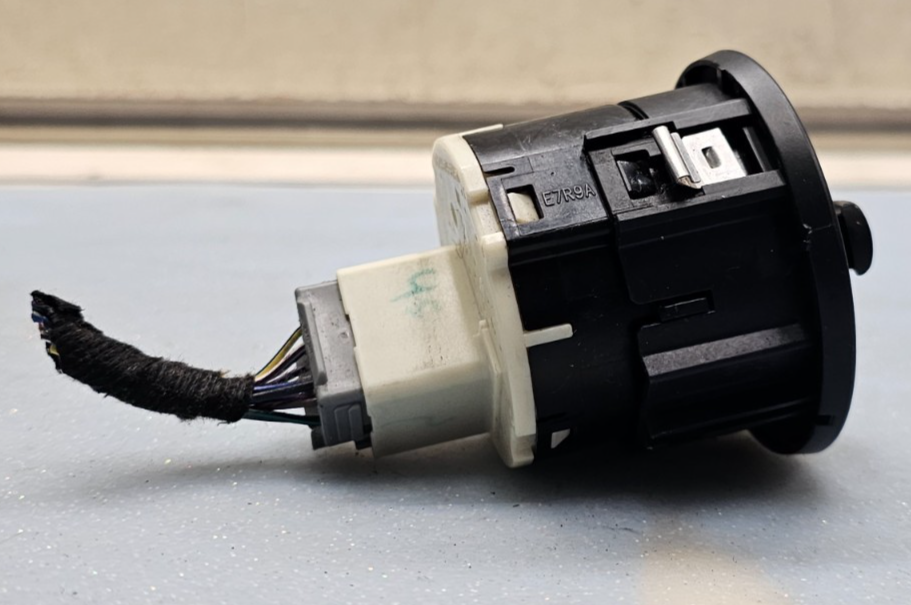🔥08-12 FOCUS ESCAPE TRIBUTE Dash Dimmer Headlight Fog Lamp Control Switch OEM