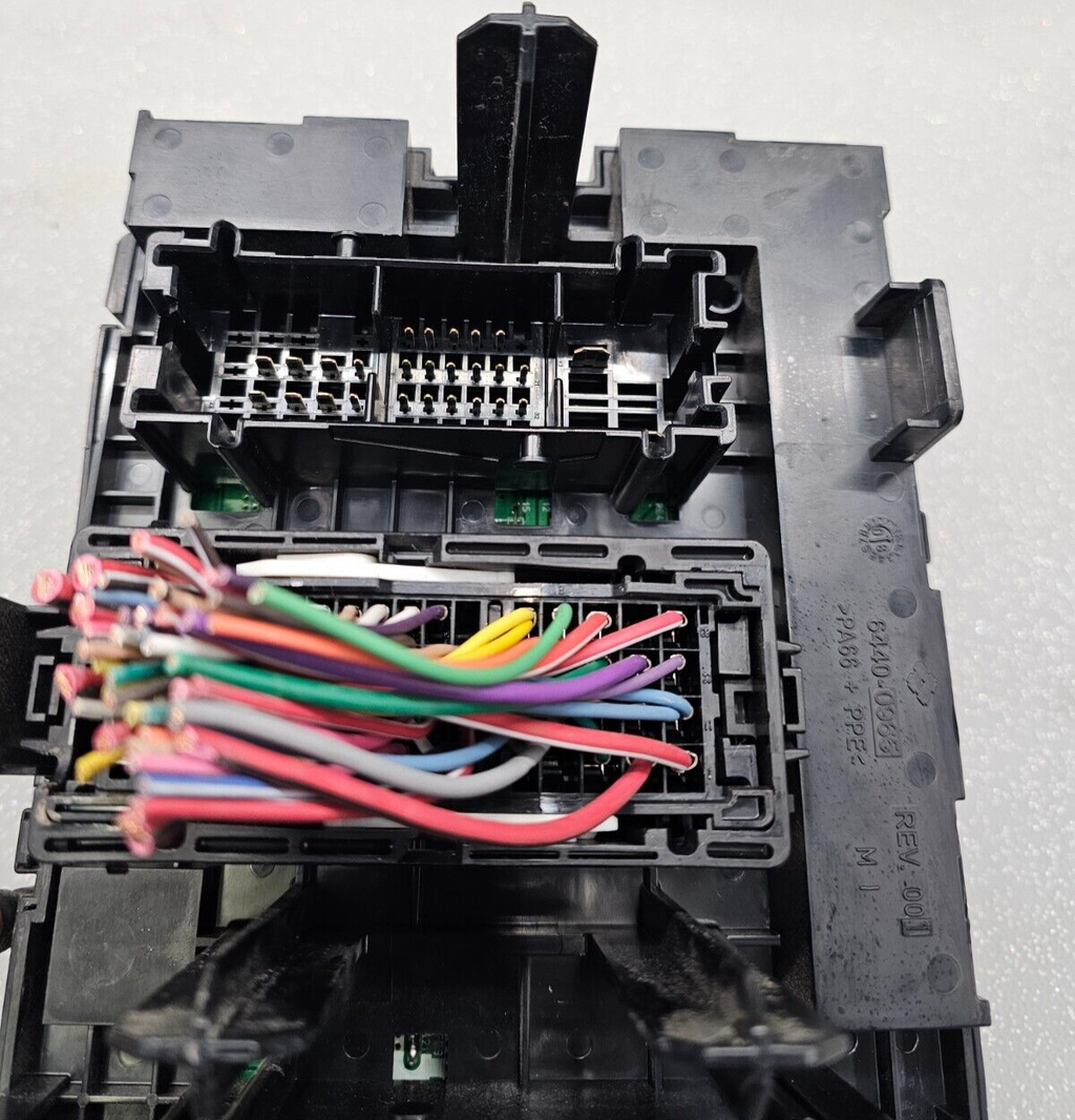 🔥07-09 Equinox Torrent Engine Fuse Relay Box Control Junction Module TIPM Unit