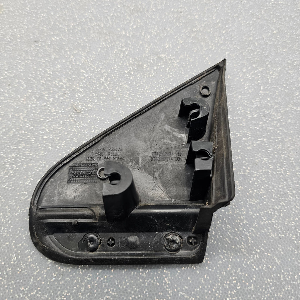 🔥07-14 FORD EDGE RIGHT Fender UPPER BOLT Trim Molding Mirror Cover TRIANGLE OEM
