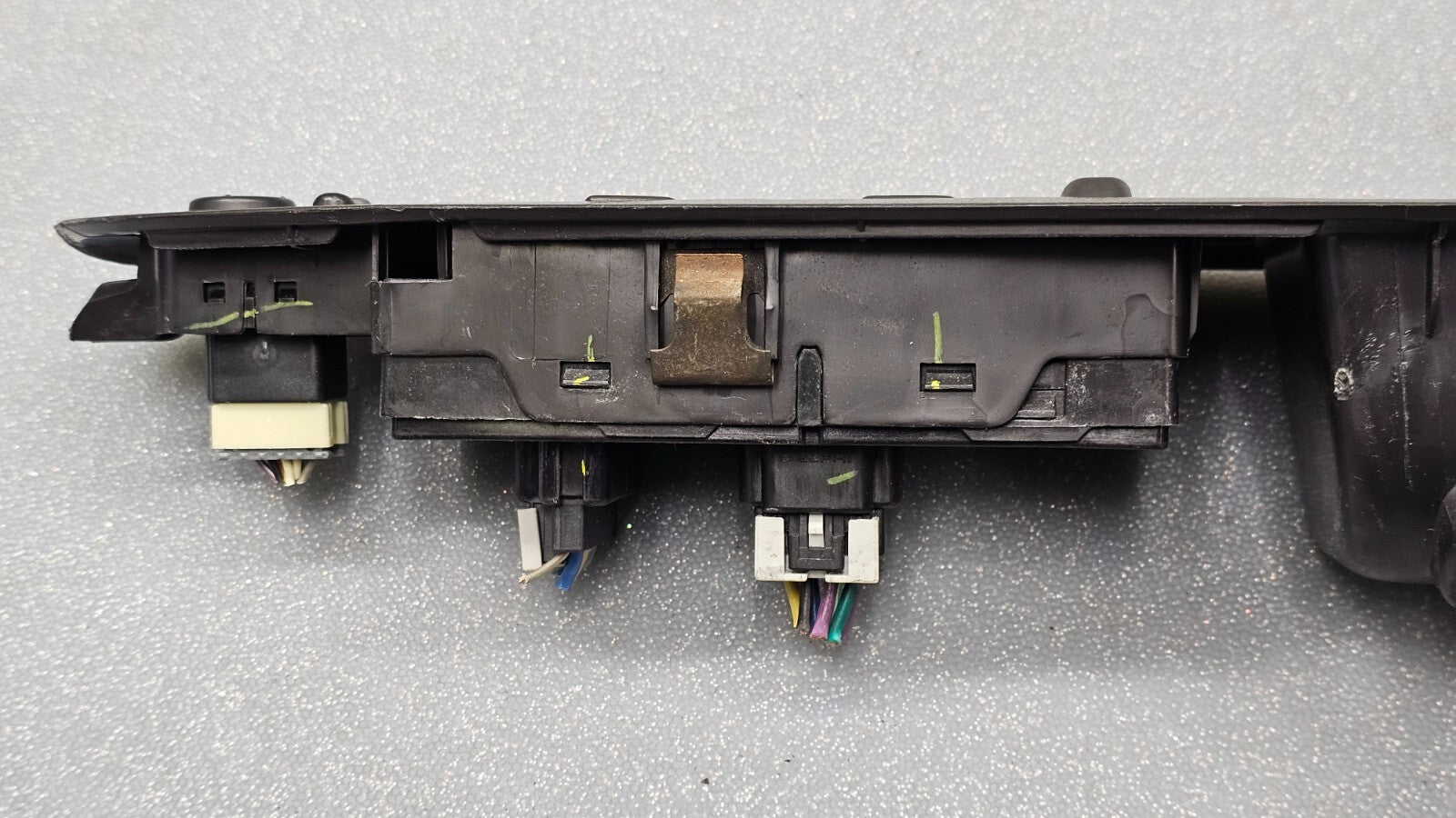 🔥09-16 CHEVY IMPALA LEFT DRIVER MASTER POWER DOOR WINDOW SWITCH BEZEL BLACK