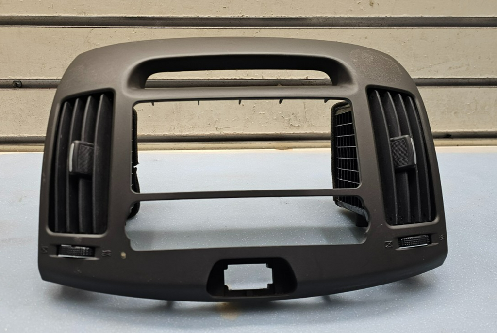 🔥07-10 Elantra Dash FM Radio Display Stereo Bezel Trim Instrument Panel Black