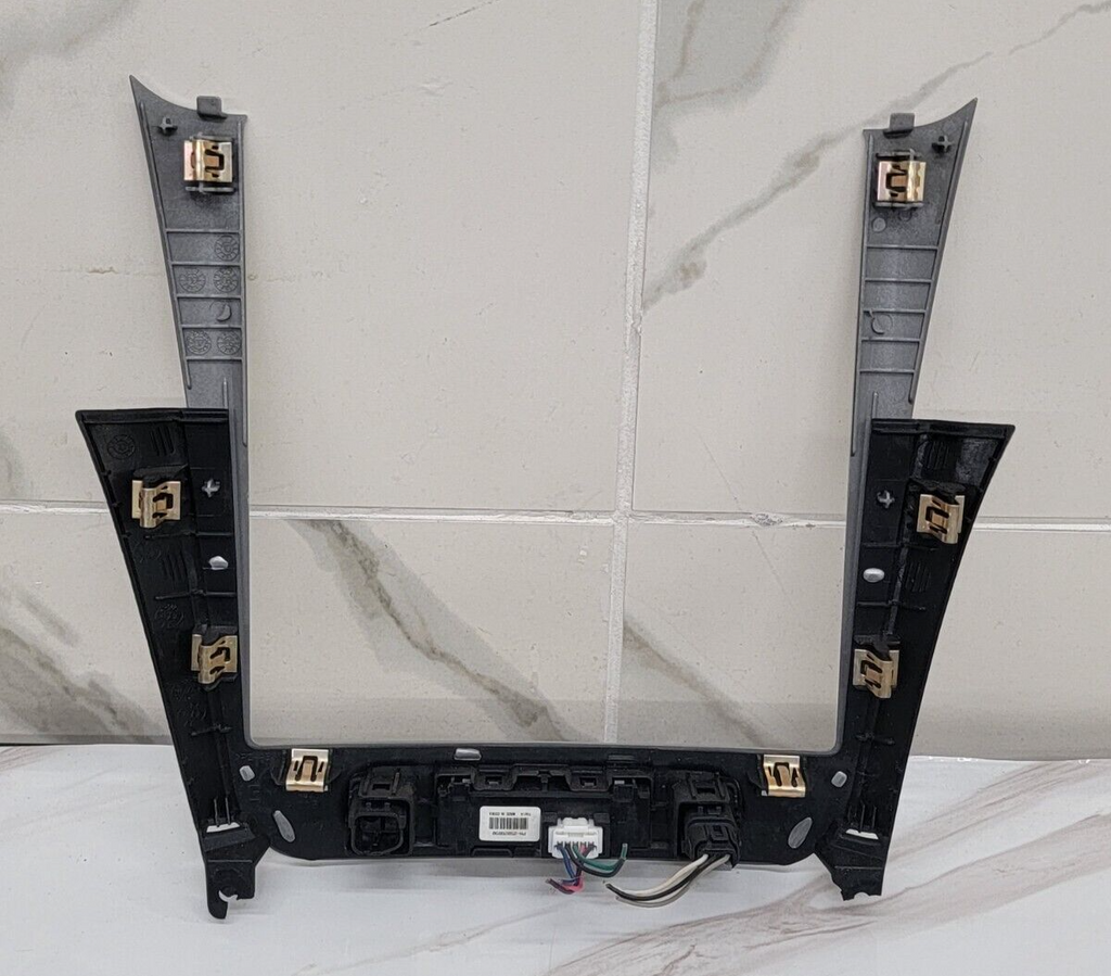 🔥08-12 Chevy MALIBU Center Dash Radio Bezel Panel Trim Clip broken screwhold B8