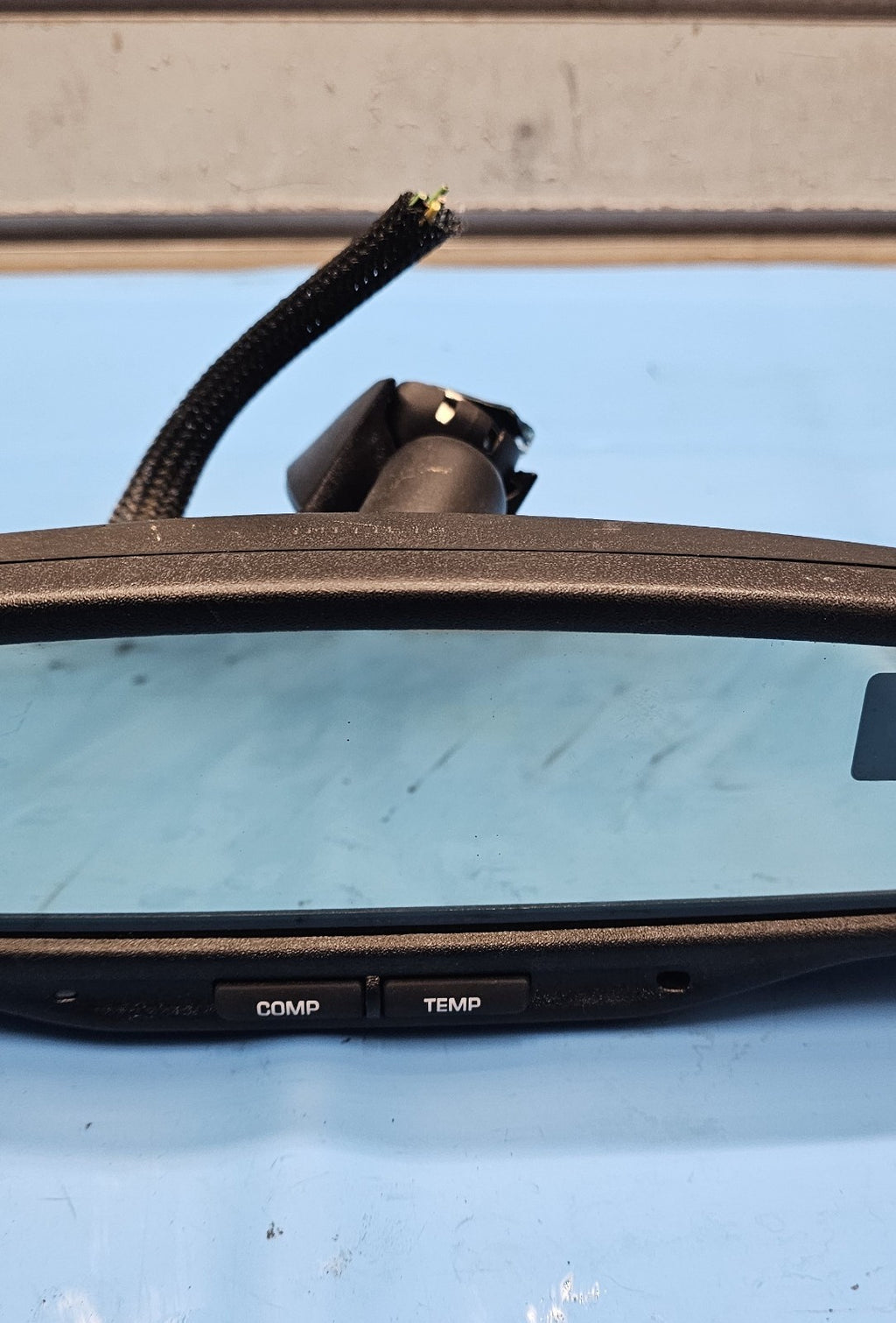 🔥02-05  Saturn Vue Rear View Mirror w Compass & Temp OEM Black