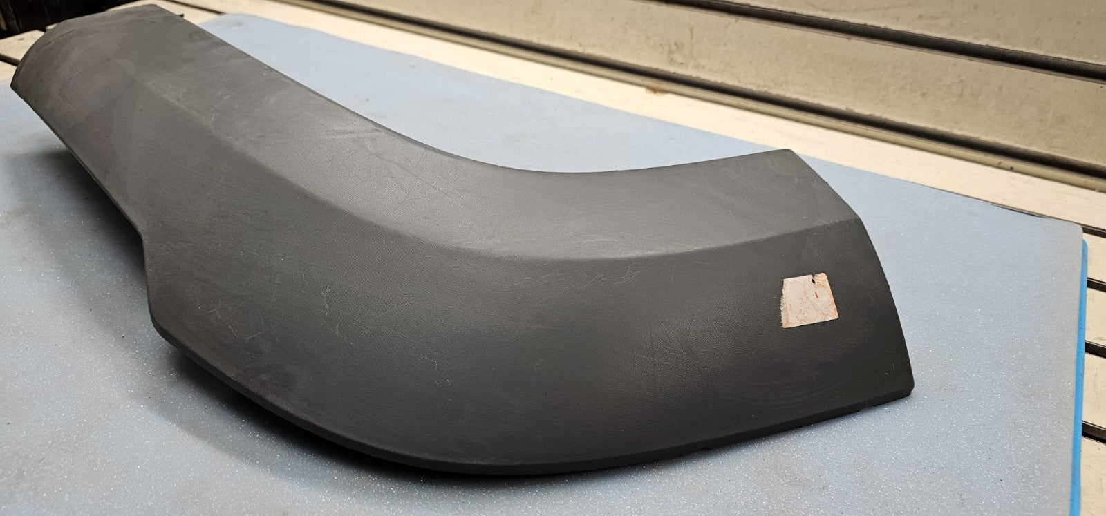 🔥02-07 Jeep Liberty Right Rear Door Fender Flair Extension Molding Gray