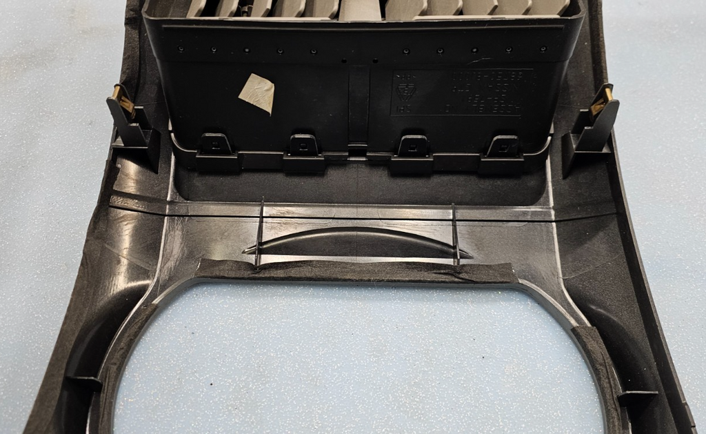 🔥02-04 NISSAN ALTIMA CENTER DASH VENT RADIO STEREO BEZEL TRIM PANEL TAN