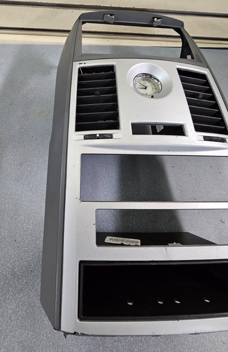 🔥08-10 Grand Caravan Town Country Dash Radio Stereo Trim Bezel Panel SILVER