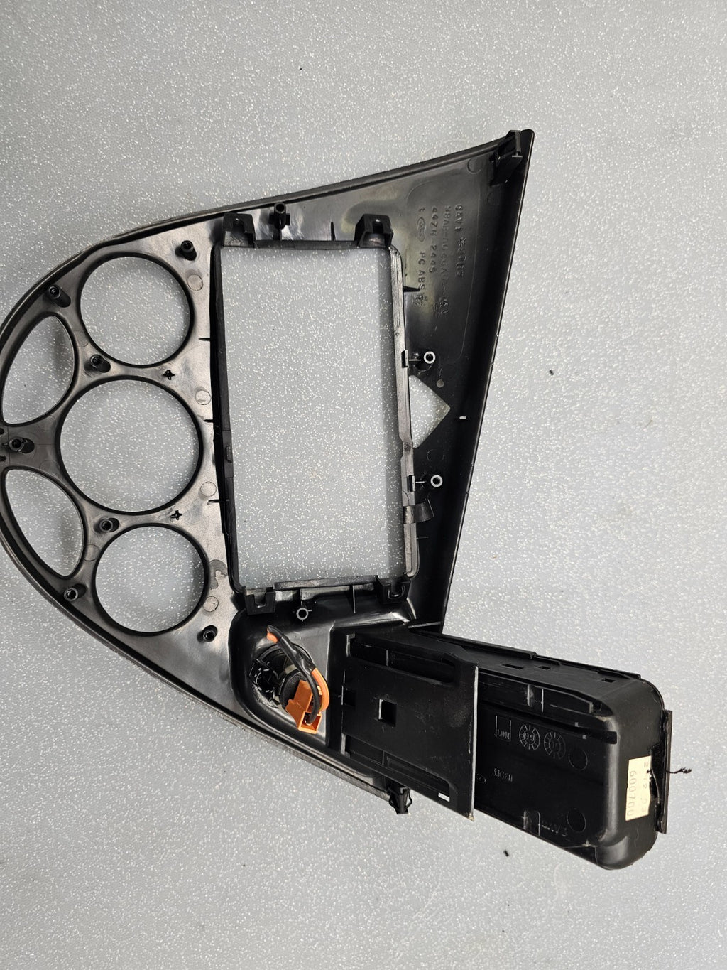 🔥00-04 Ford Focus Dash Climate FM Radio Stereo Display Bezel Trim Panel Black
