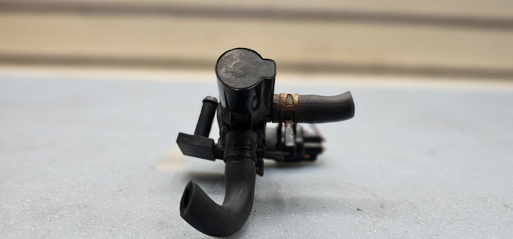 🔥97-04 Toyota Camry Avalon Duty Vacuum Switch Valve VSV Switching Solenoid OEM