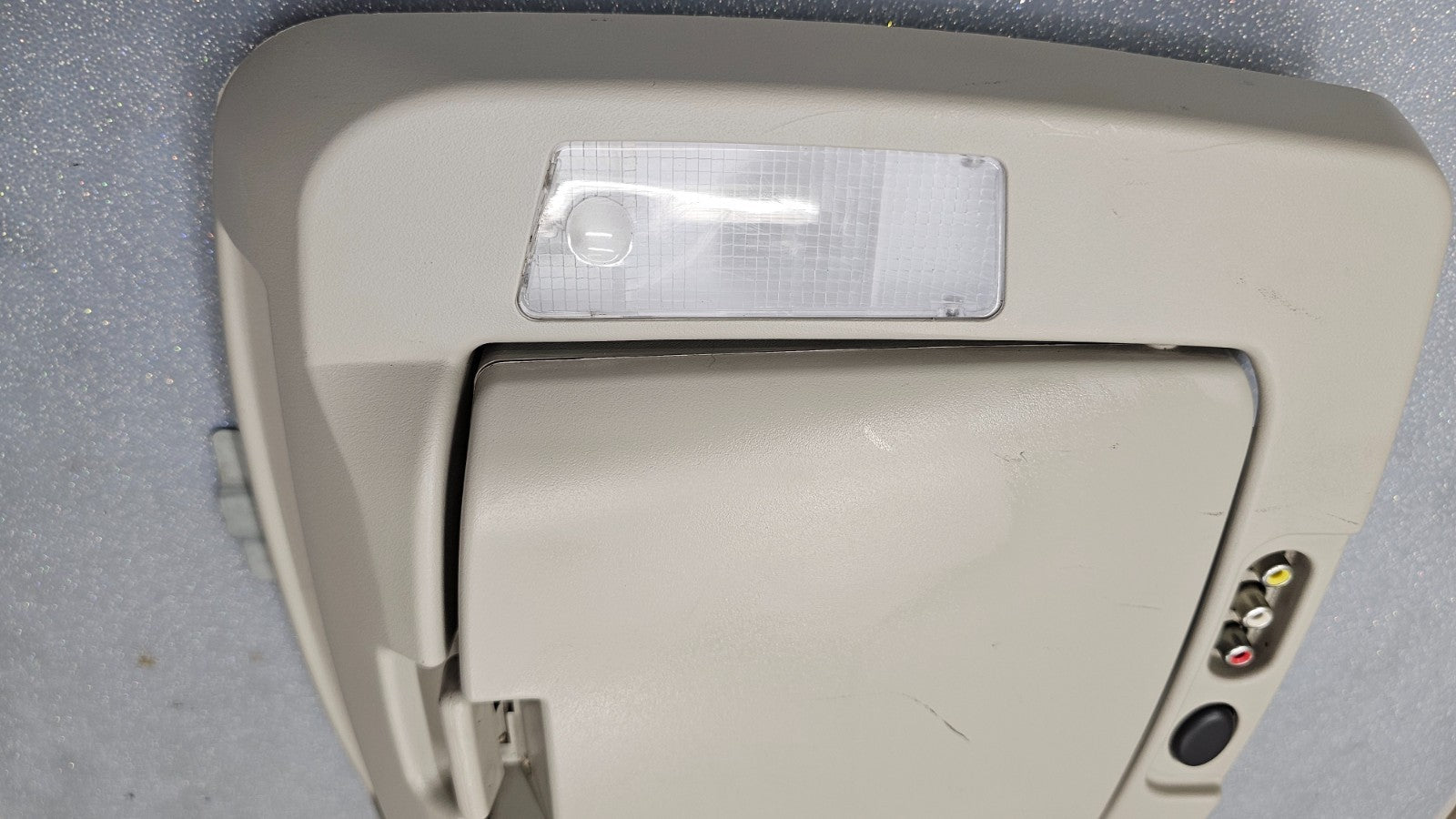🔥06-09 Trailblazer Envoy Overhead Console DVD Entertainment Screen Display Tan