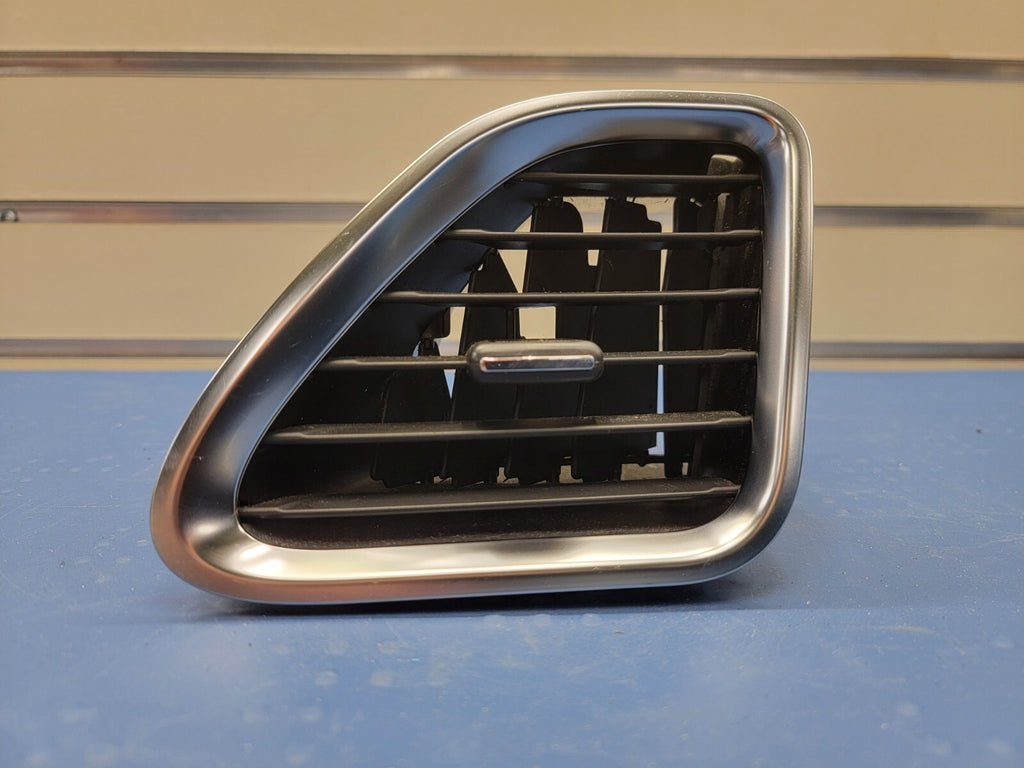 11 - 14 CHRYSLER 200 AC HEATER AIR VENT GRILLE DASHBOARD passenger right silver