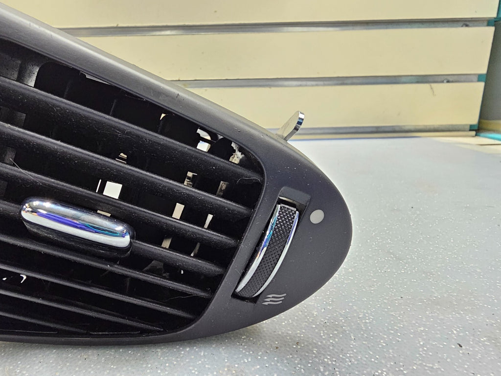 🔥04-07 JAGUAR XJ8 LEFT DRIVER Outer Dash Front Center Air Vent Heater OEM