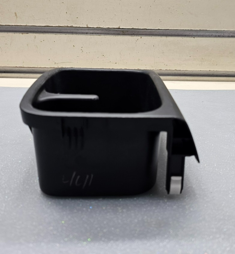 🔥02-05 Toyota Camry Storage Compartment Cubby Tray Bin Lower Instrument Panel