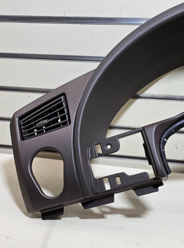 🔥04-07 BUICK Rendezvous Dash Instrument Cluster Speedometer Trim panel Dk Gray