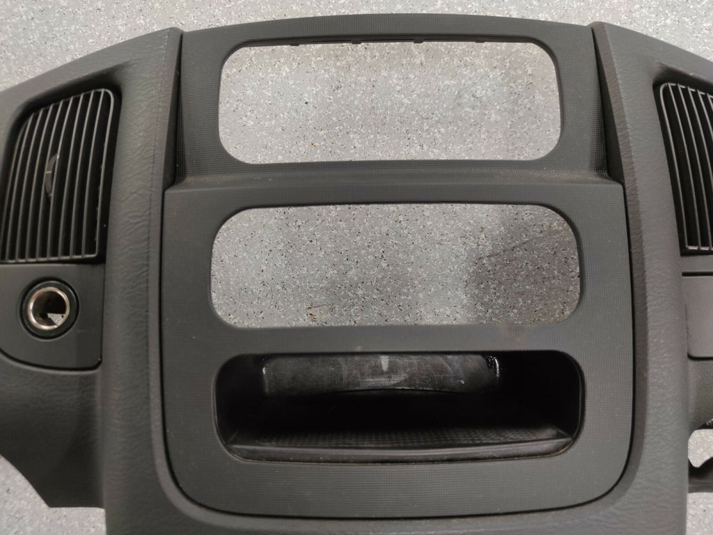🔥02-05 Dodge RAM Dash RADIO Bezel Climate Trim Panel   Vents Storage BLACK B10