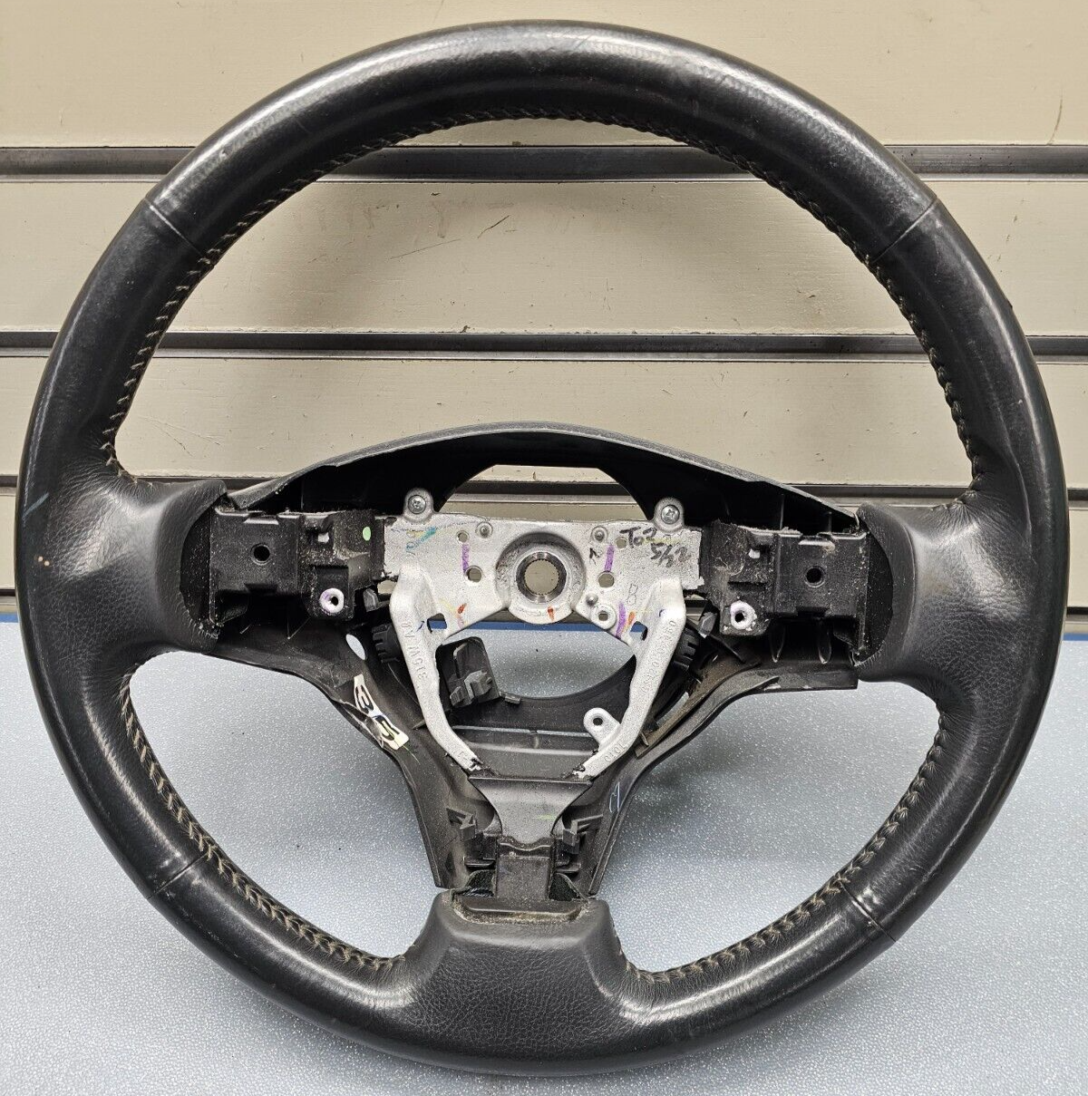 🔥06-12 TOYOTA RAV4 LEFT DRIVER STEERING COLUMN WHEEL COVER LEATHER BLACK OEM